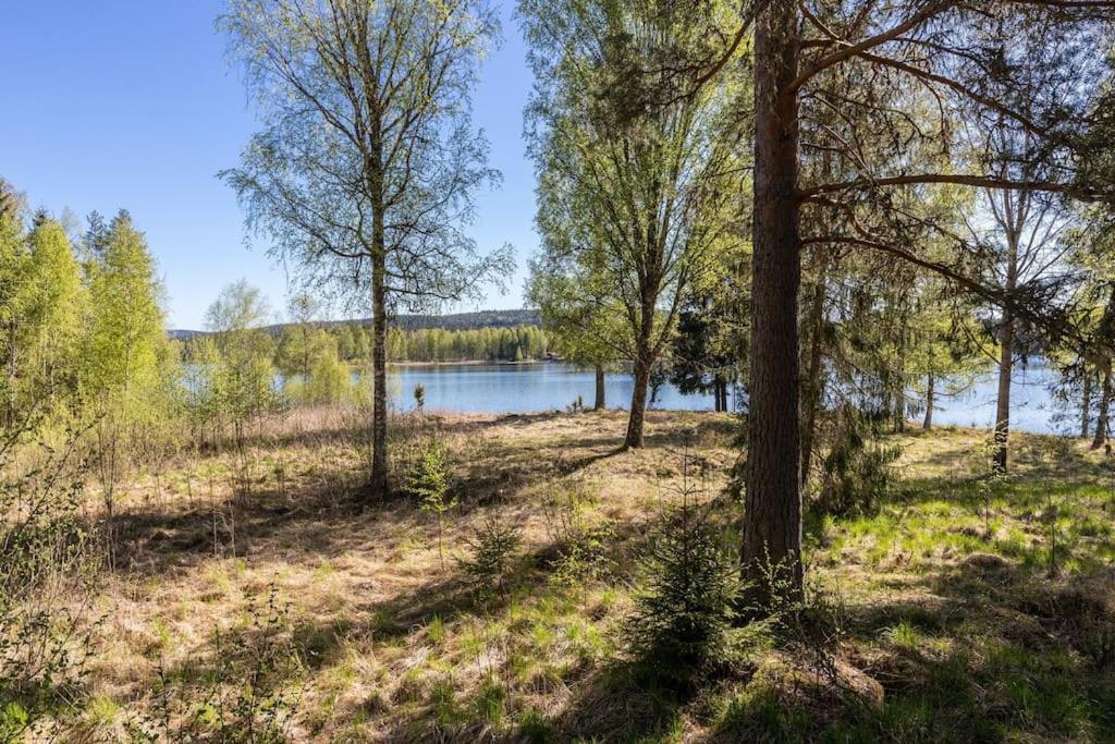Cozy Cottage By The Lake, Charlottenberg Åmotfors Екстериор снимка