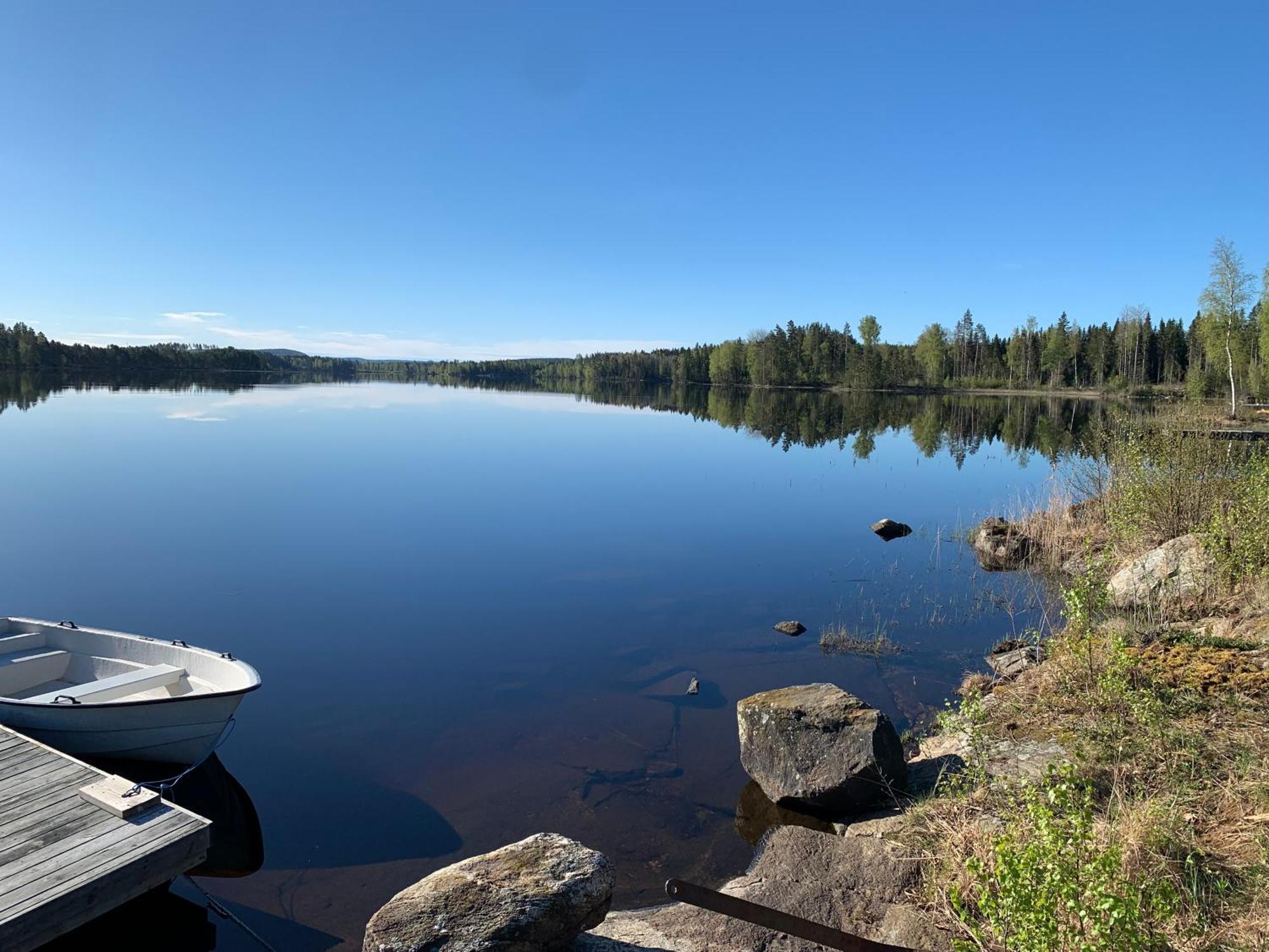 Cozy Cottage By The Lake, Charlottenberg Åmotfors Екстериор снимка